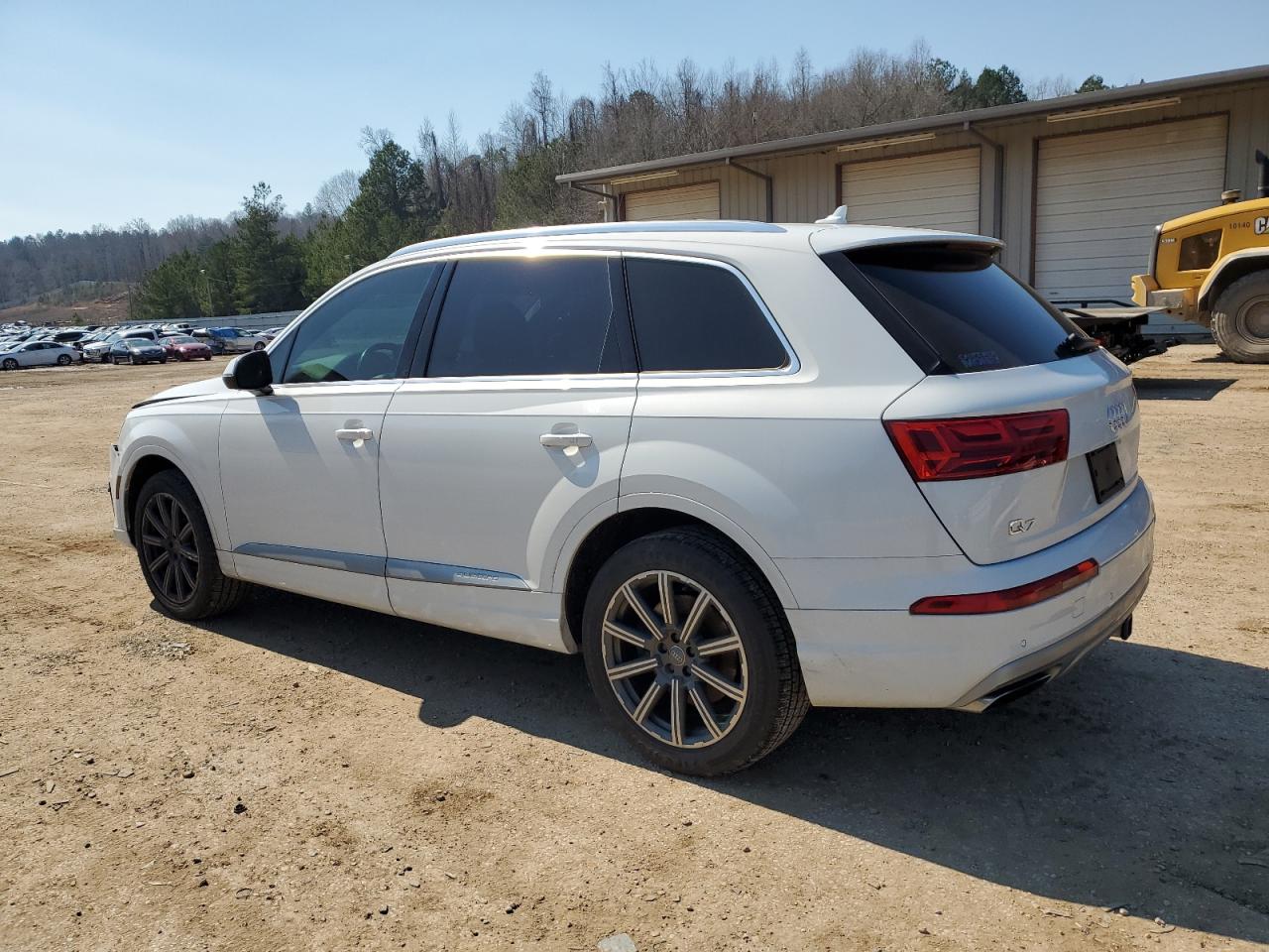 2017 Audi Q7 - Image 2