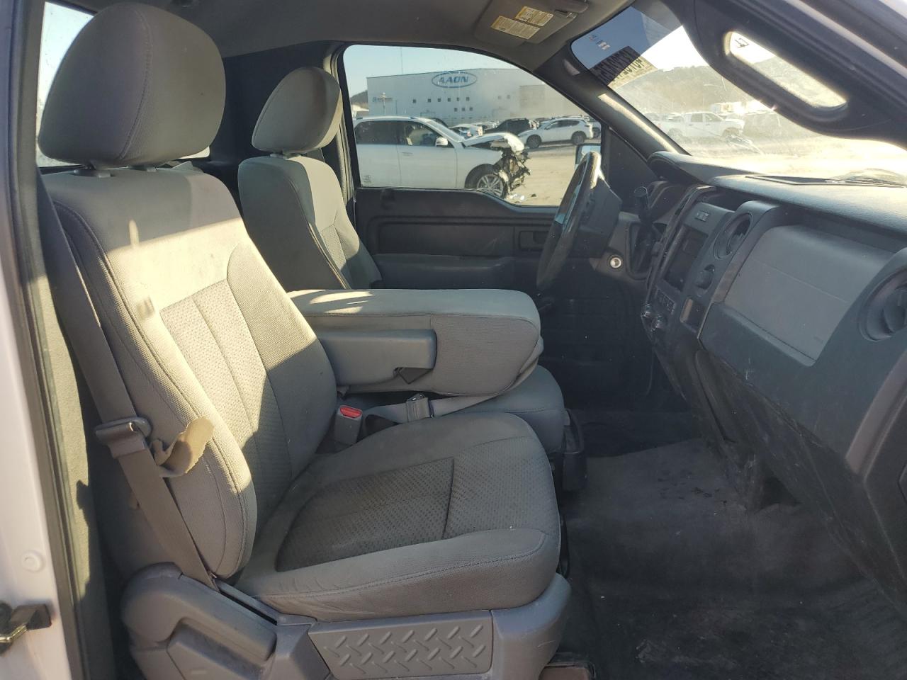 2013 Ford F-150 - Image 10