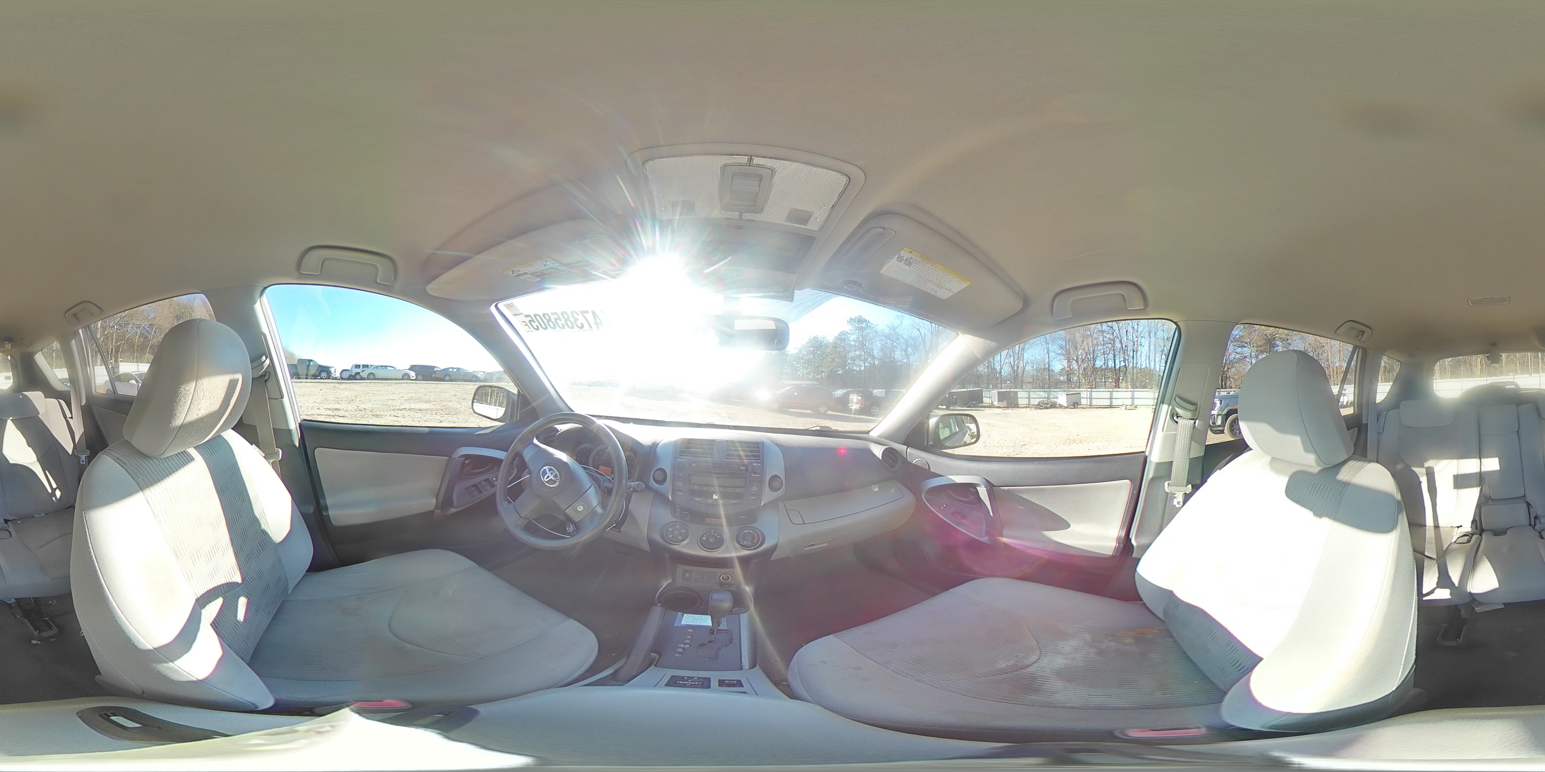 2010 Toyota RAV 4 - Image 13