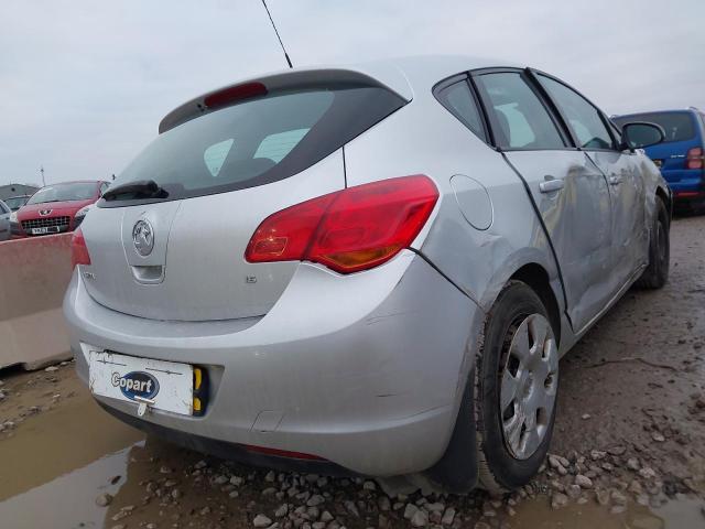 2010 VAUXHALL ASTRA EXCL