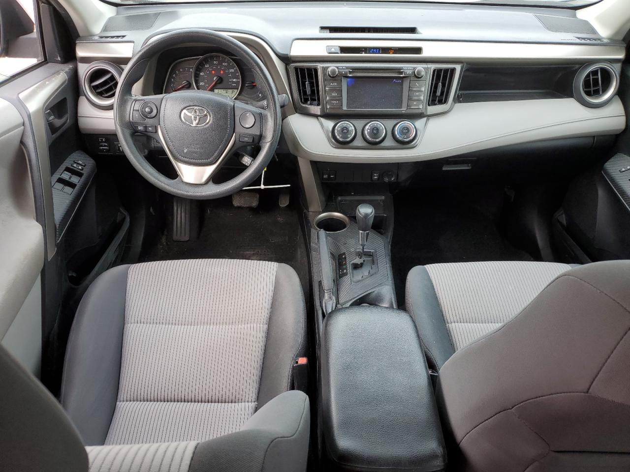 2013 Toyota RAV 4 - Image 8