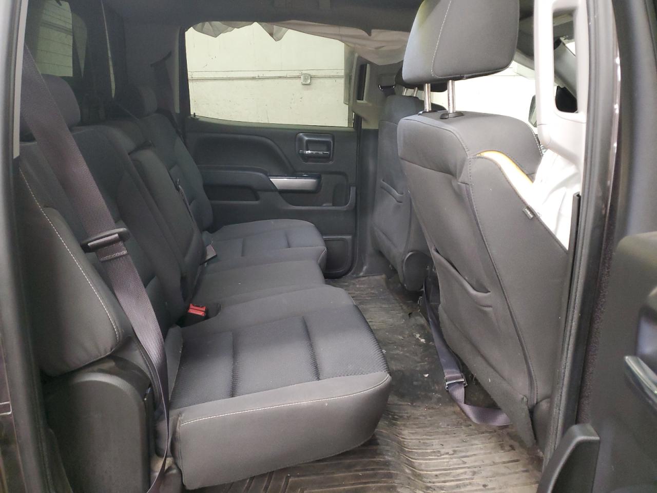 2016 Chevrolet Silverado - Image 10