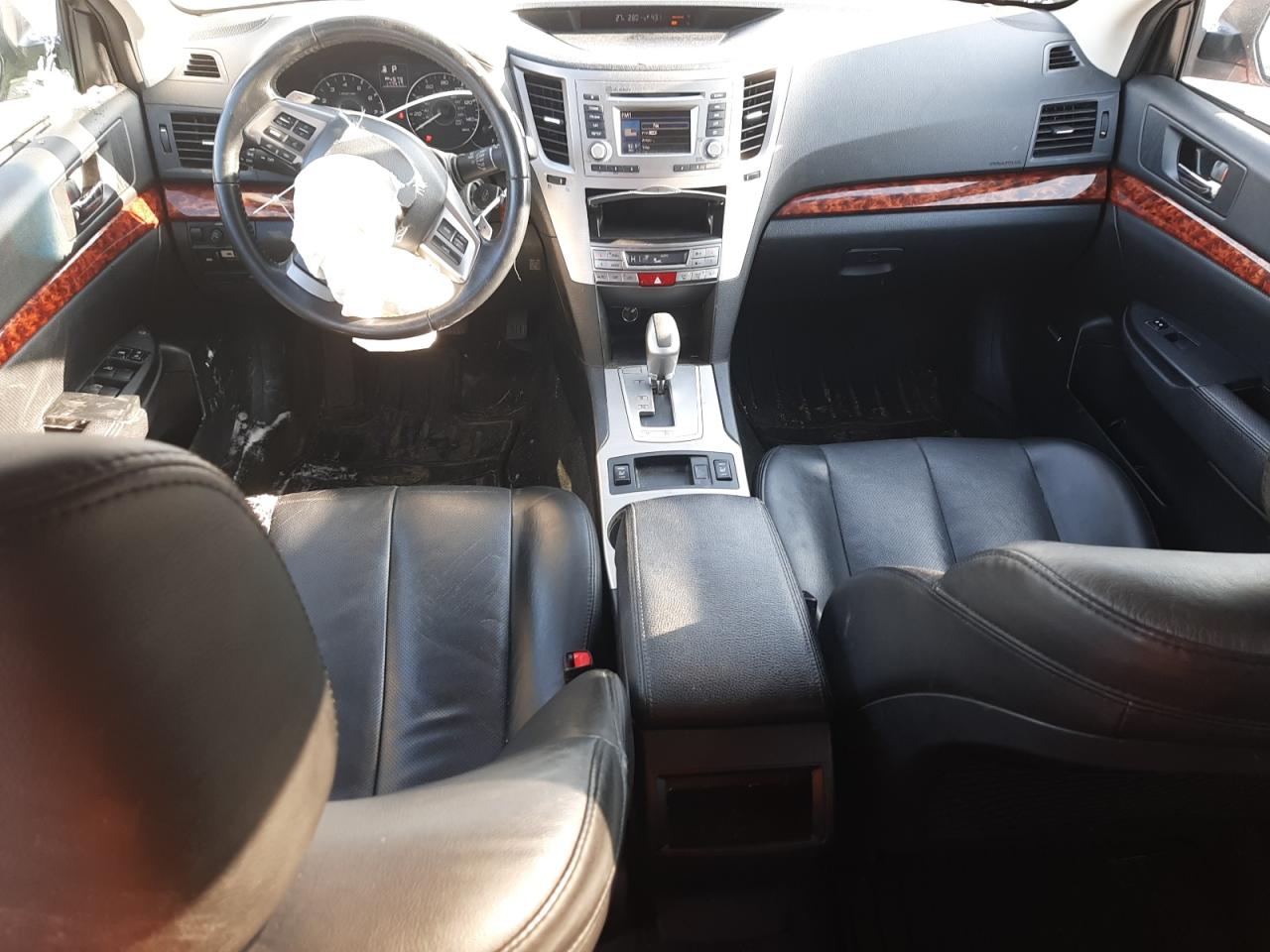 2012 Subaru Outback - Image 8