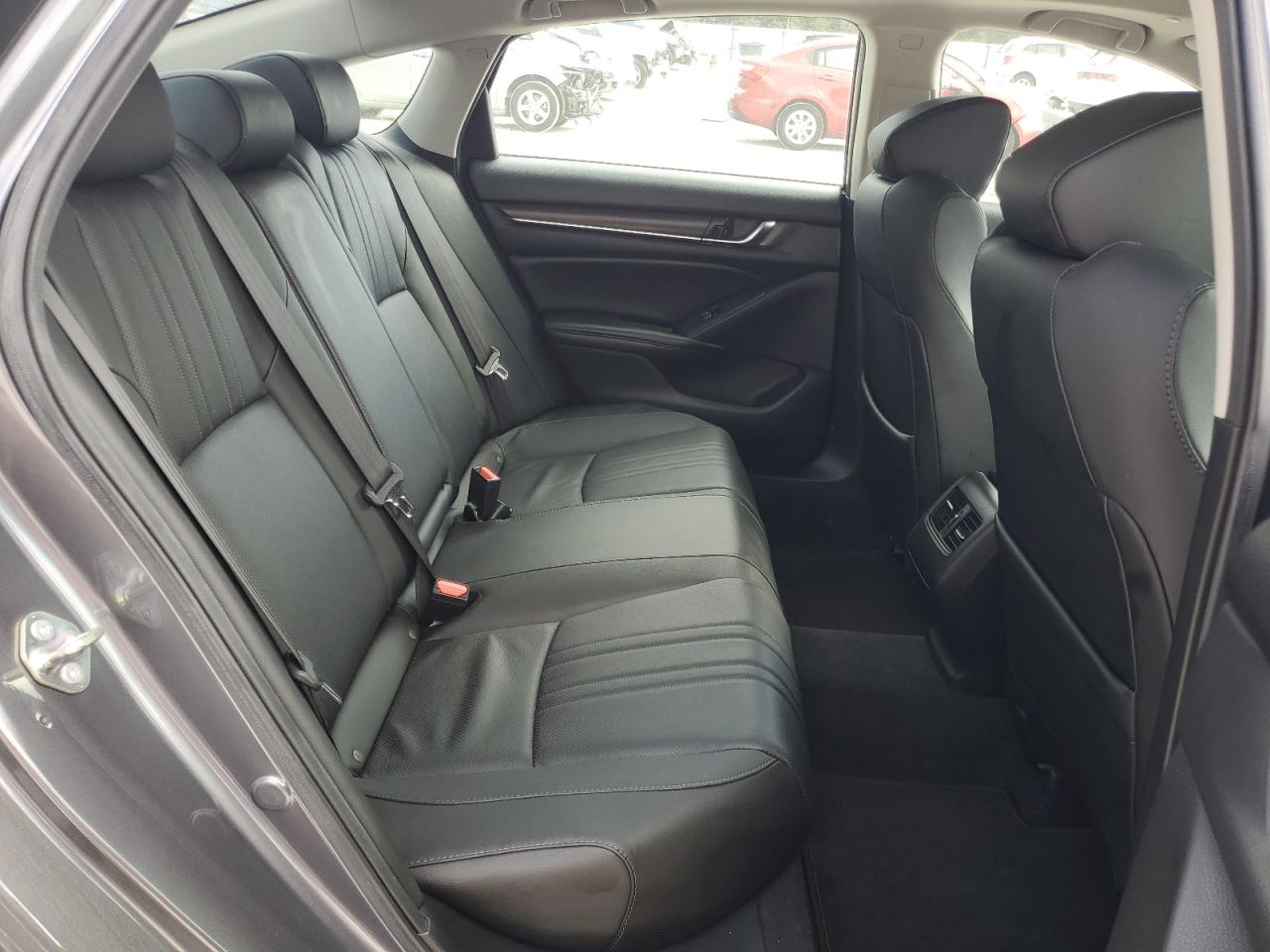 2020 Honda Accord - Image 11