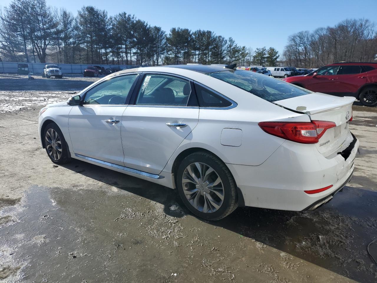2015 Hyundai Sonata - Image 2