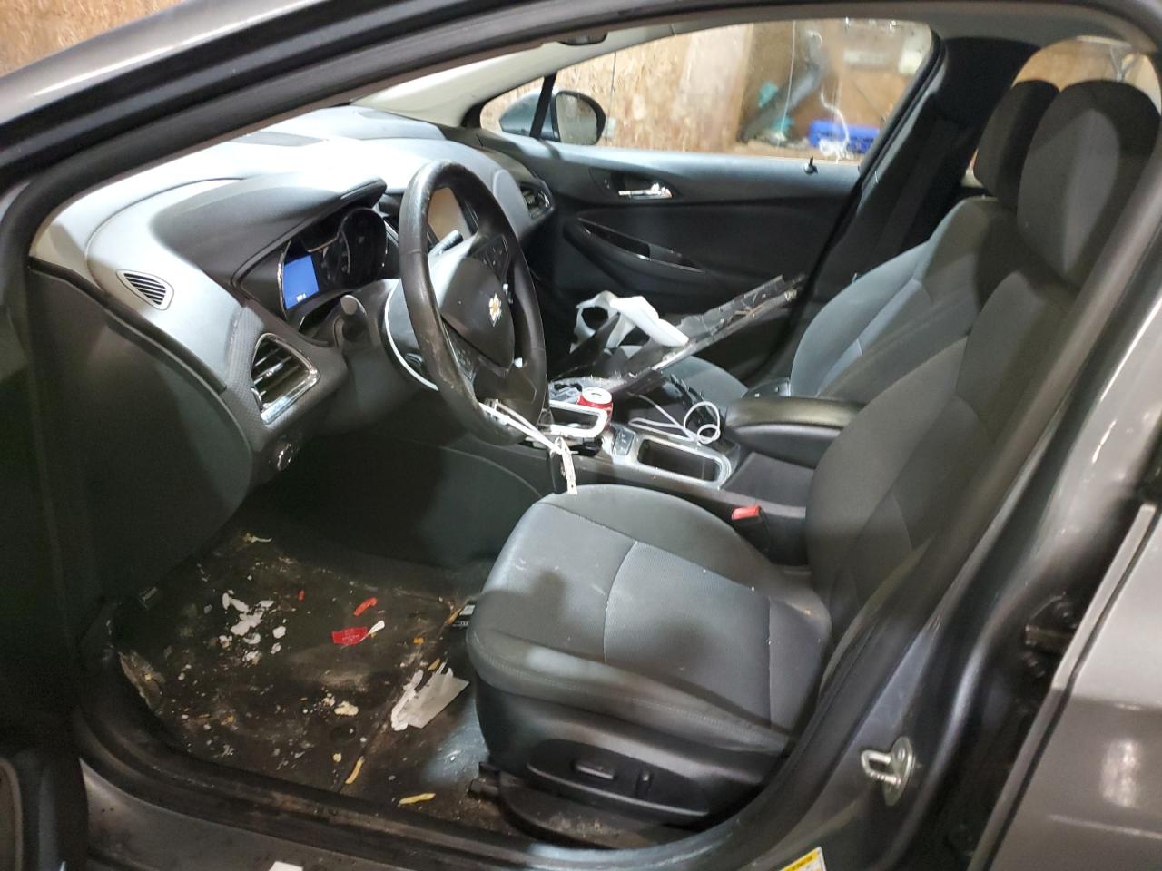2018 Chevrolet Cruze - Image 7