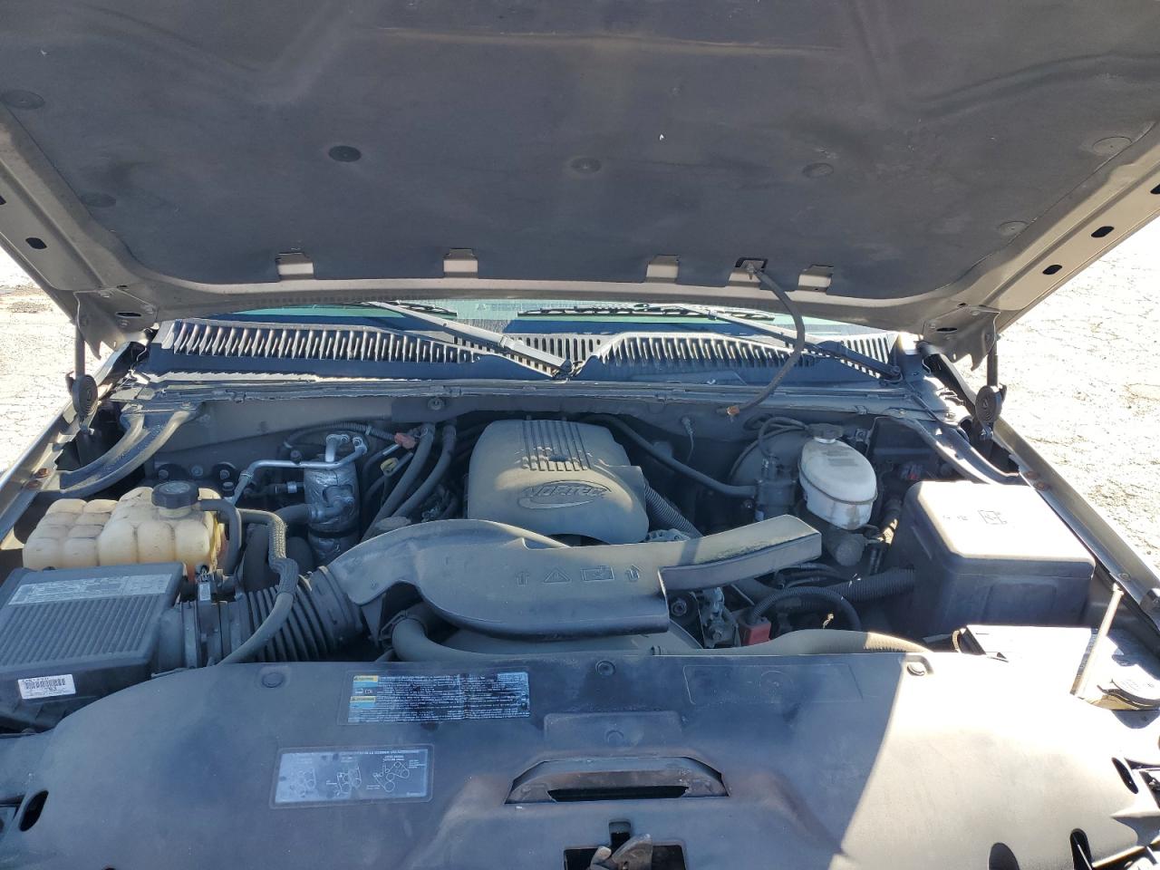 2003 GMC Yukon - Image 11