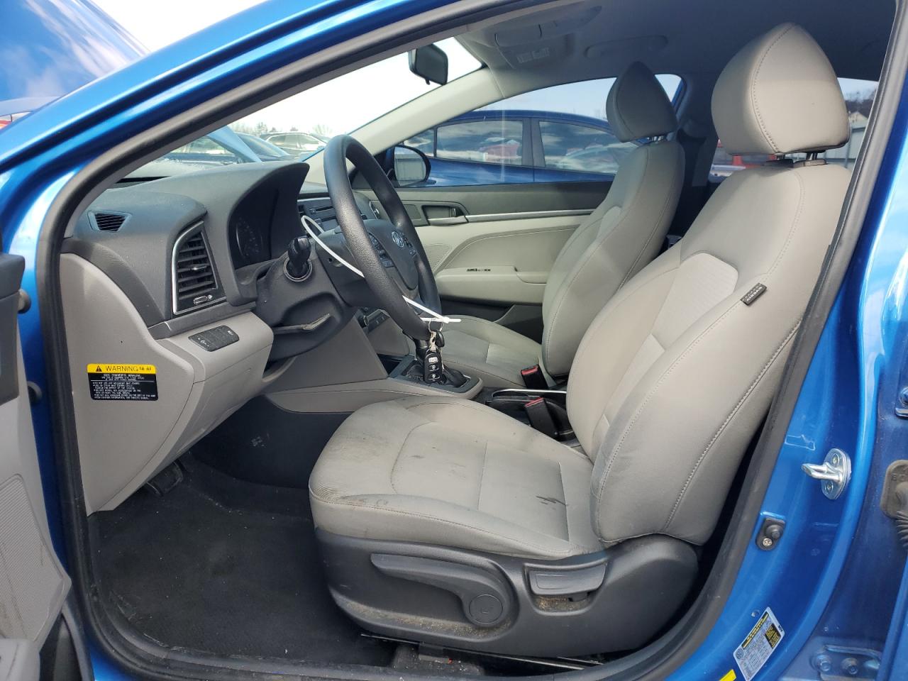 2017 Hyundai Elantra - Image 7