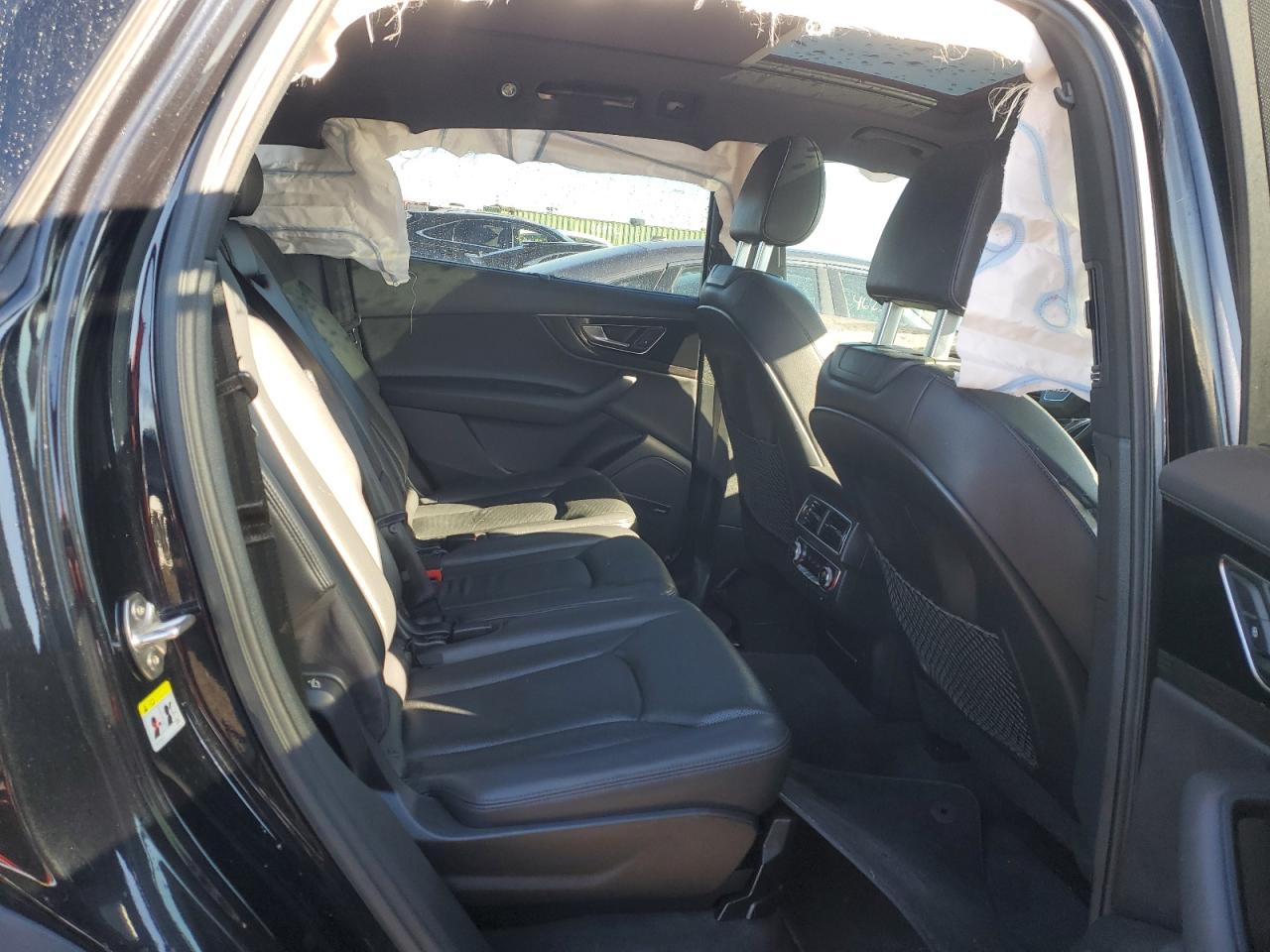2017 Audi Q7 - Image 10