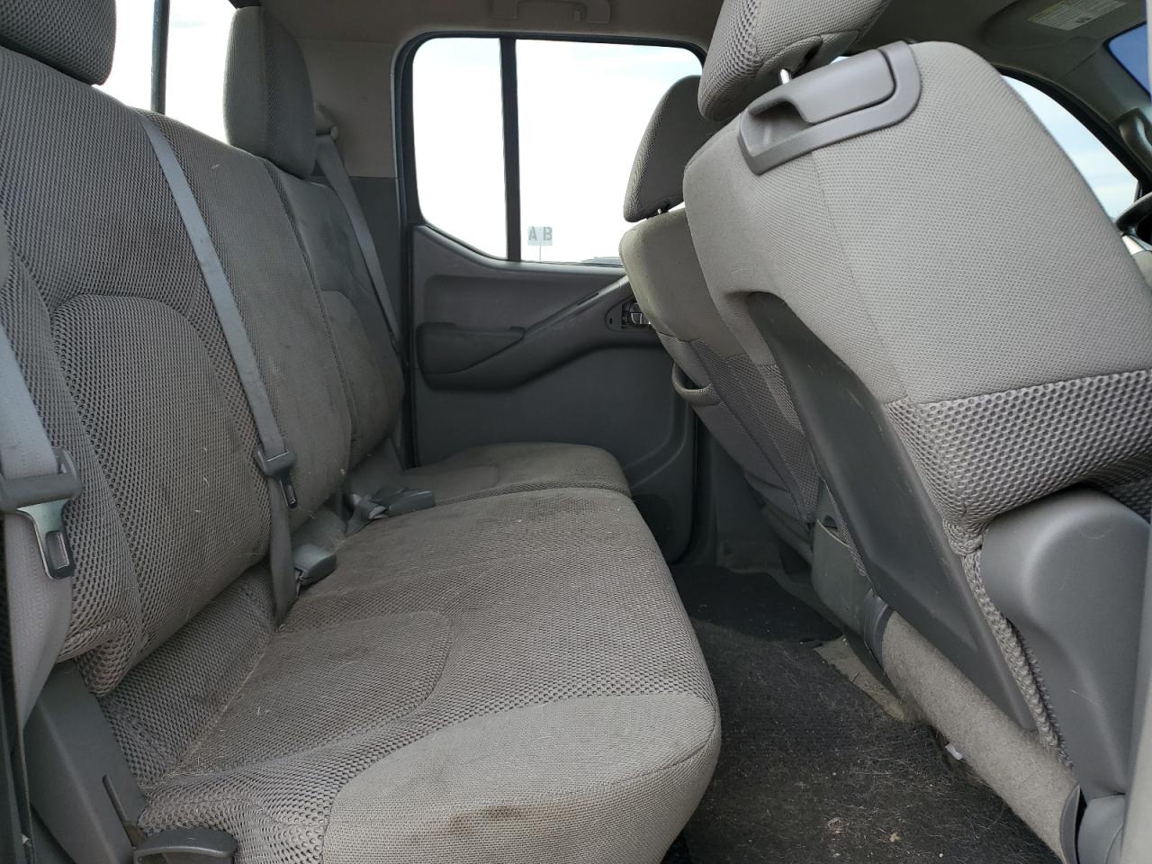2014 Nissan Navara (Frontier) - Image 11