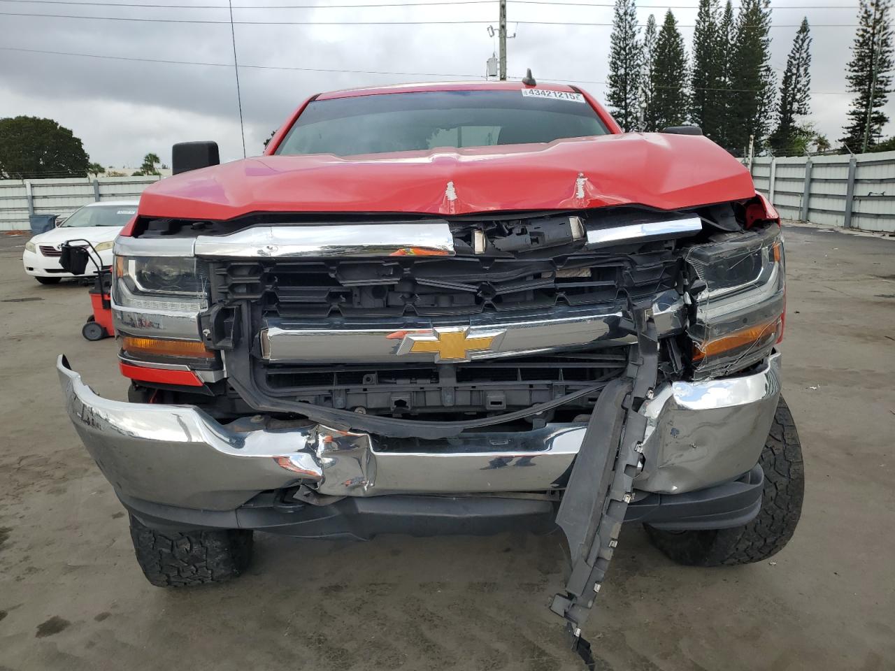 2018 Chevrolet Silverado - Image 5
