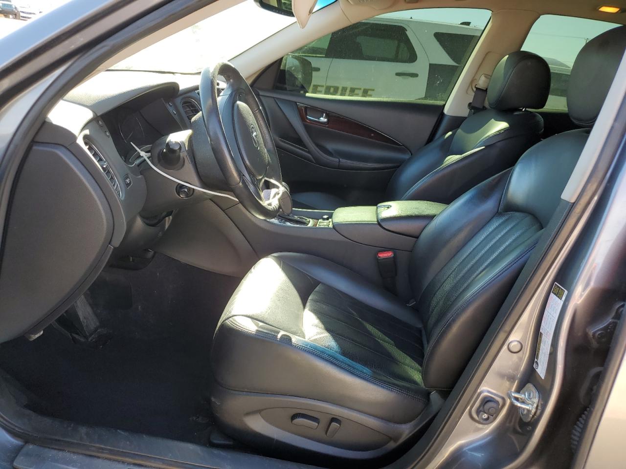 2017 Infiniti QX50 - Image 7