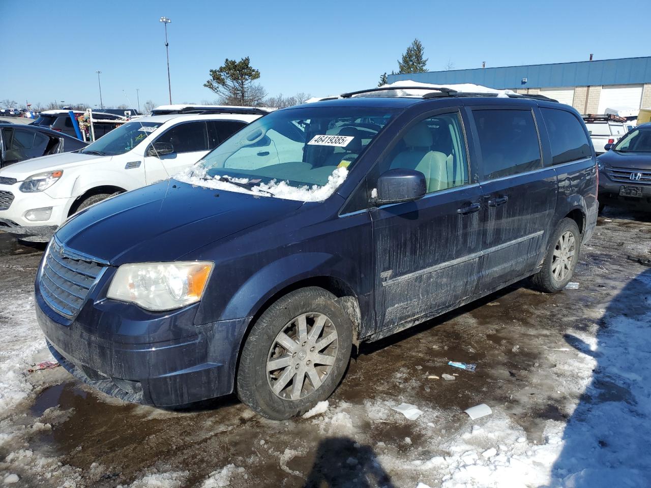 2009 Chrysler Town & Country - Image 1