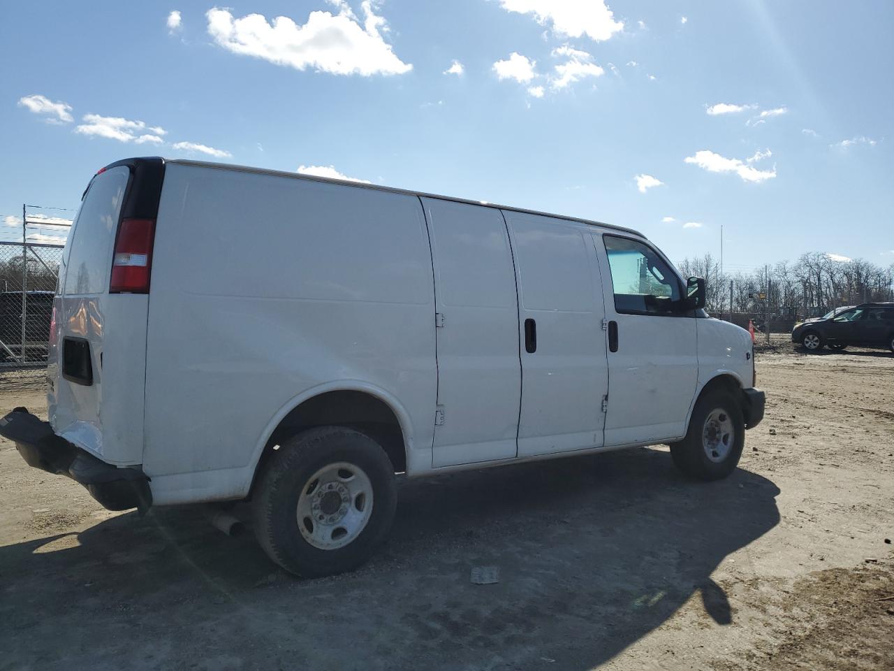 2016 Chevrolet Express - Image 3