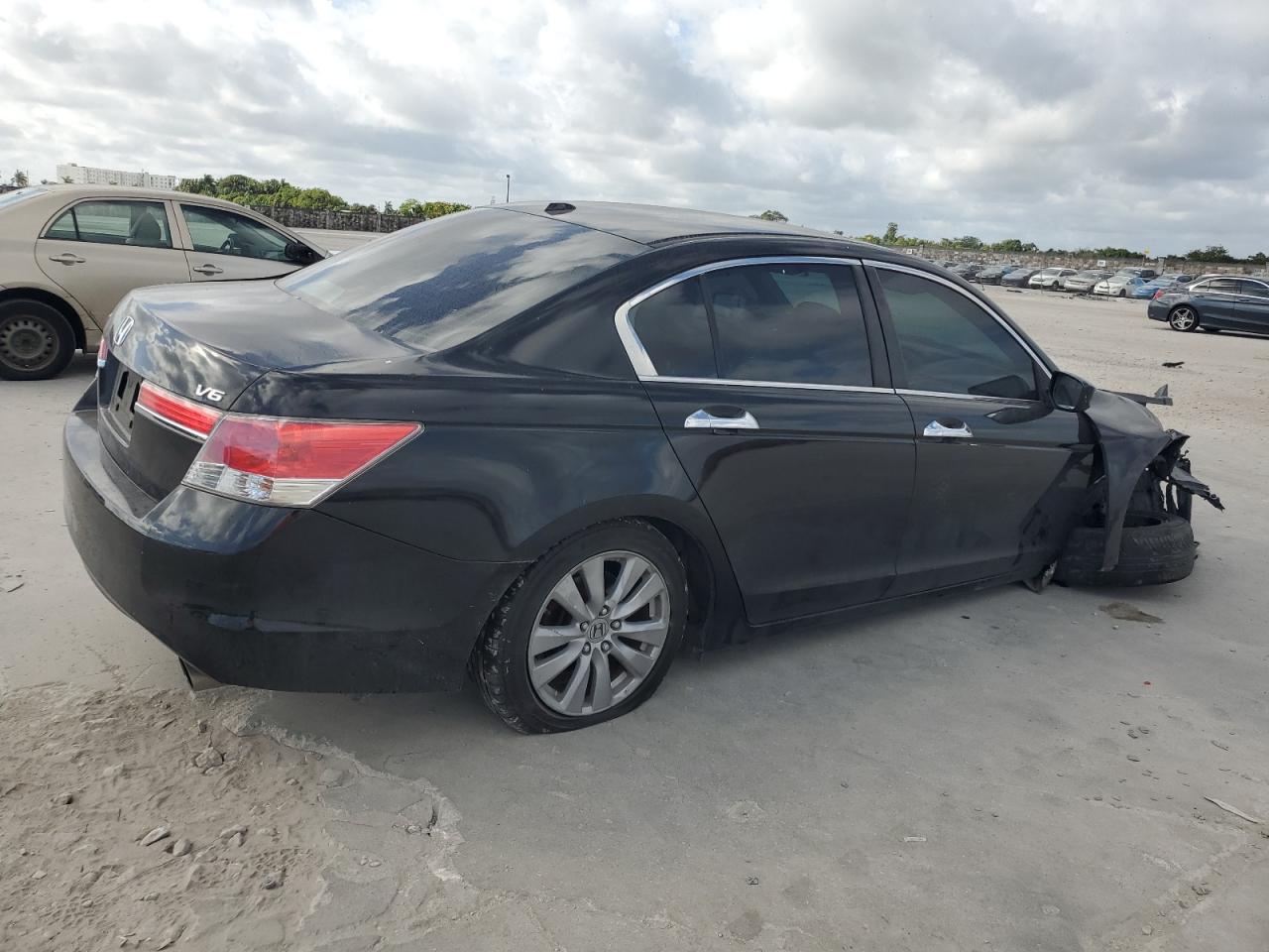 2012 Honda Accord - Image 3