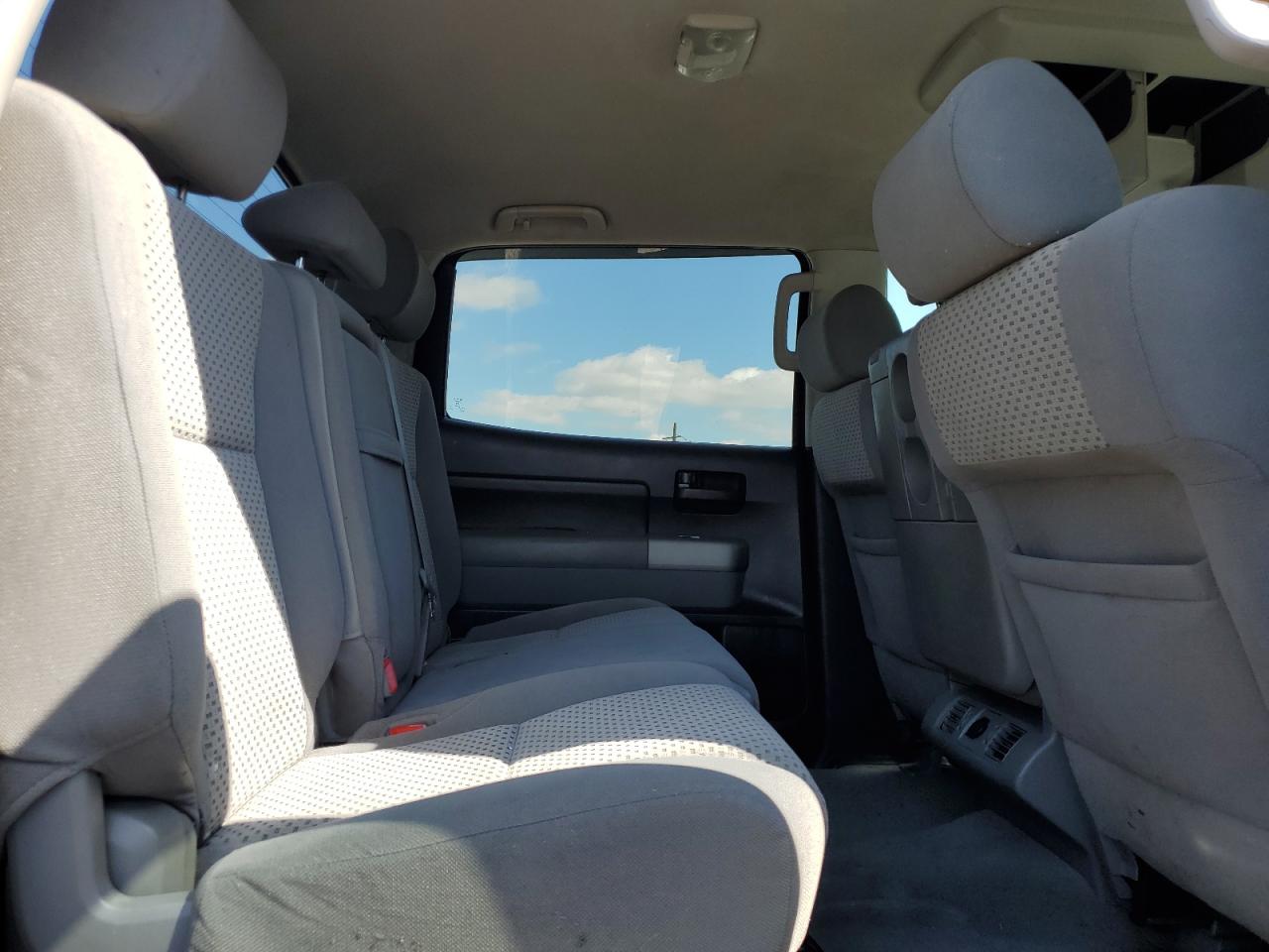 2007 Toyota Tundra - Image 10