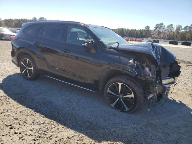  TOYOTA HIGHLANDER 2022 Czarny