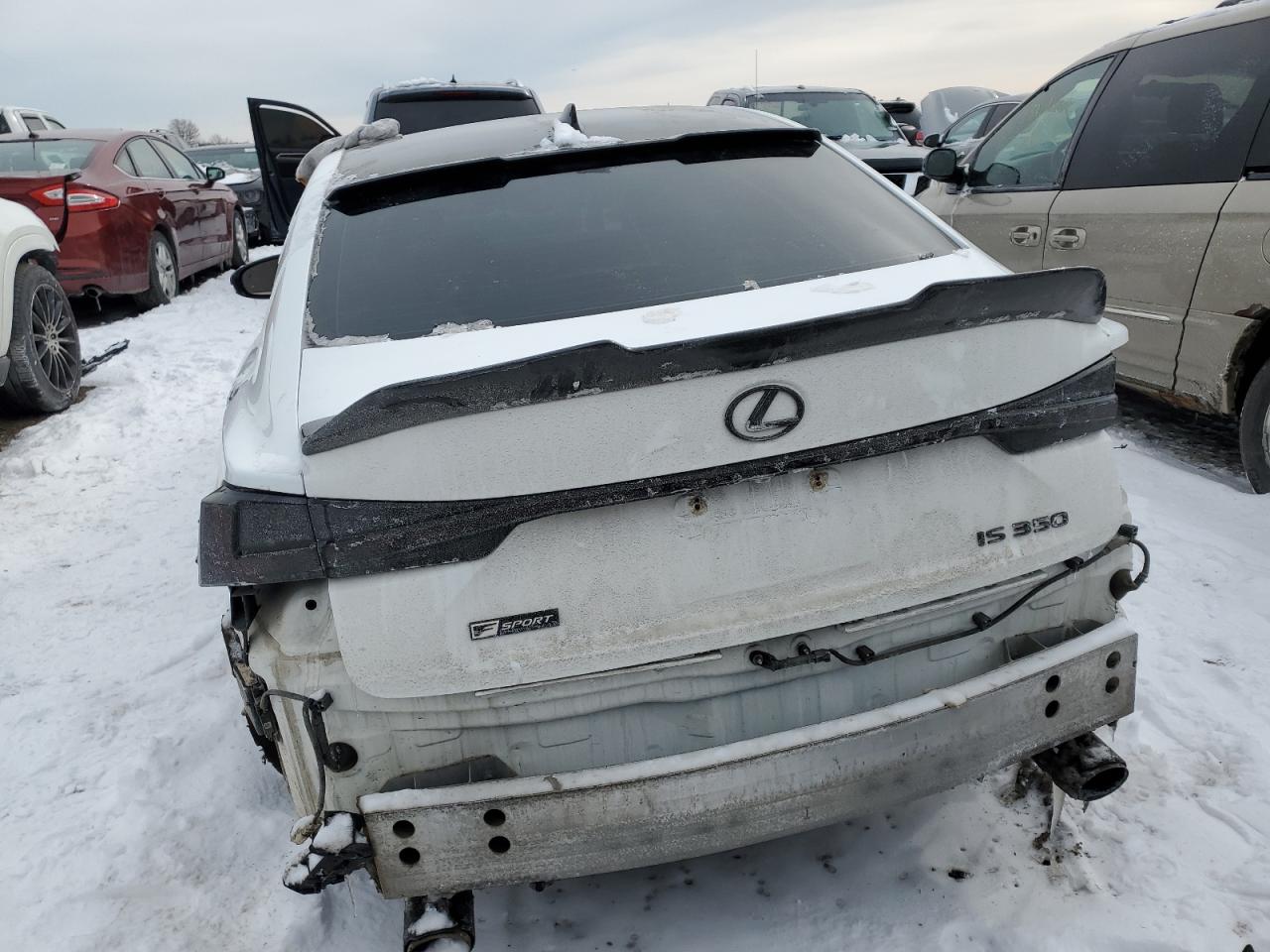 2014 Lexus IS - Image 6