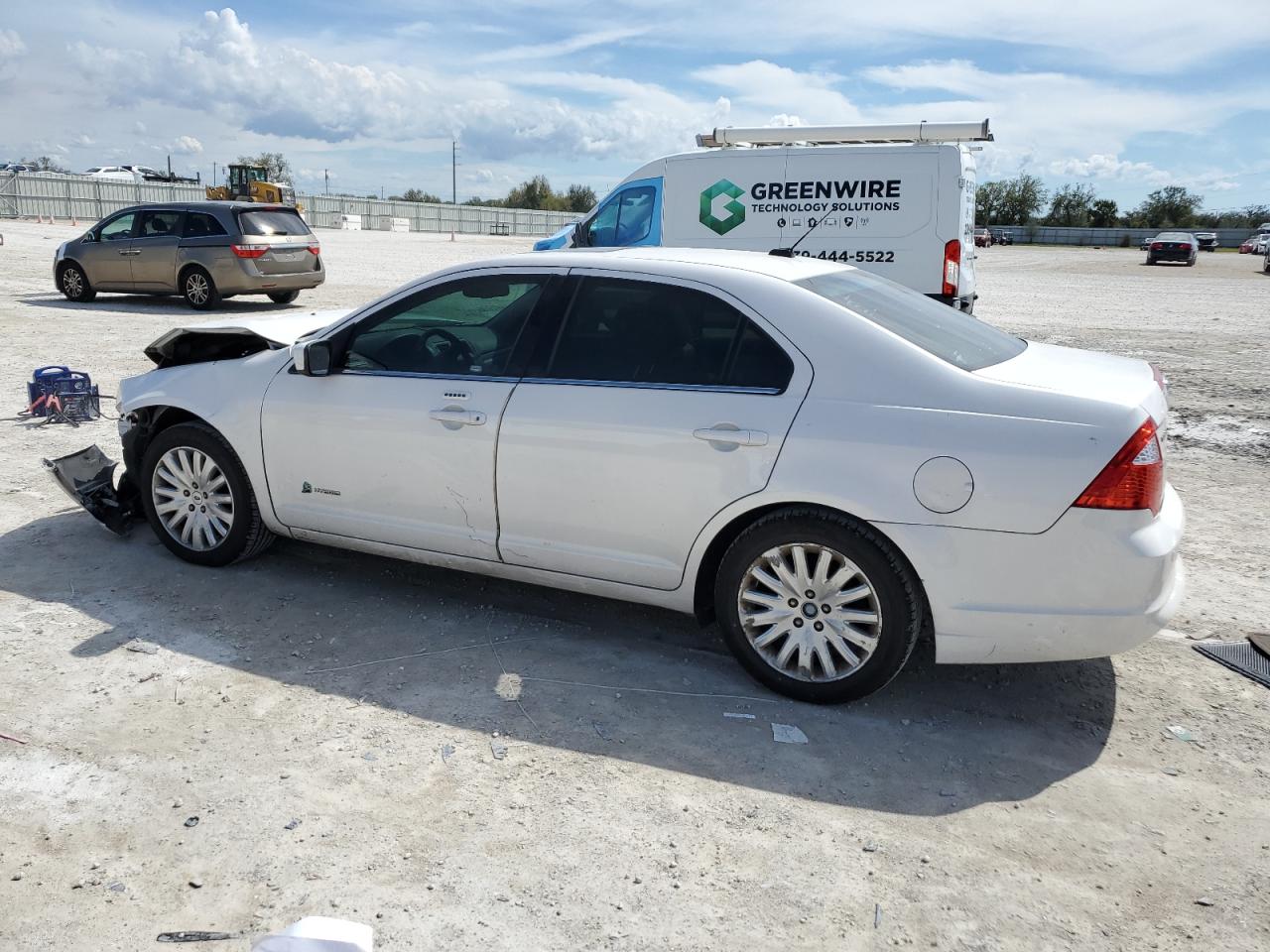 2010 Ford Fusion - Image 2