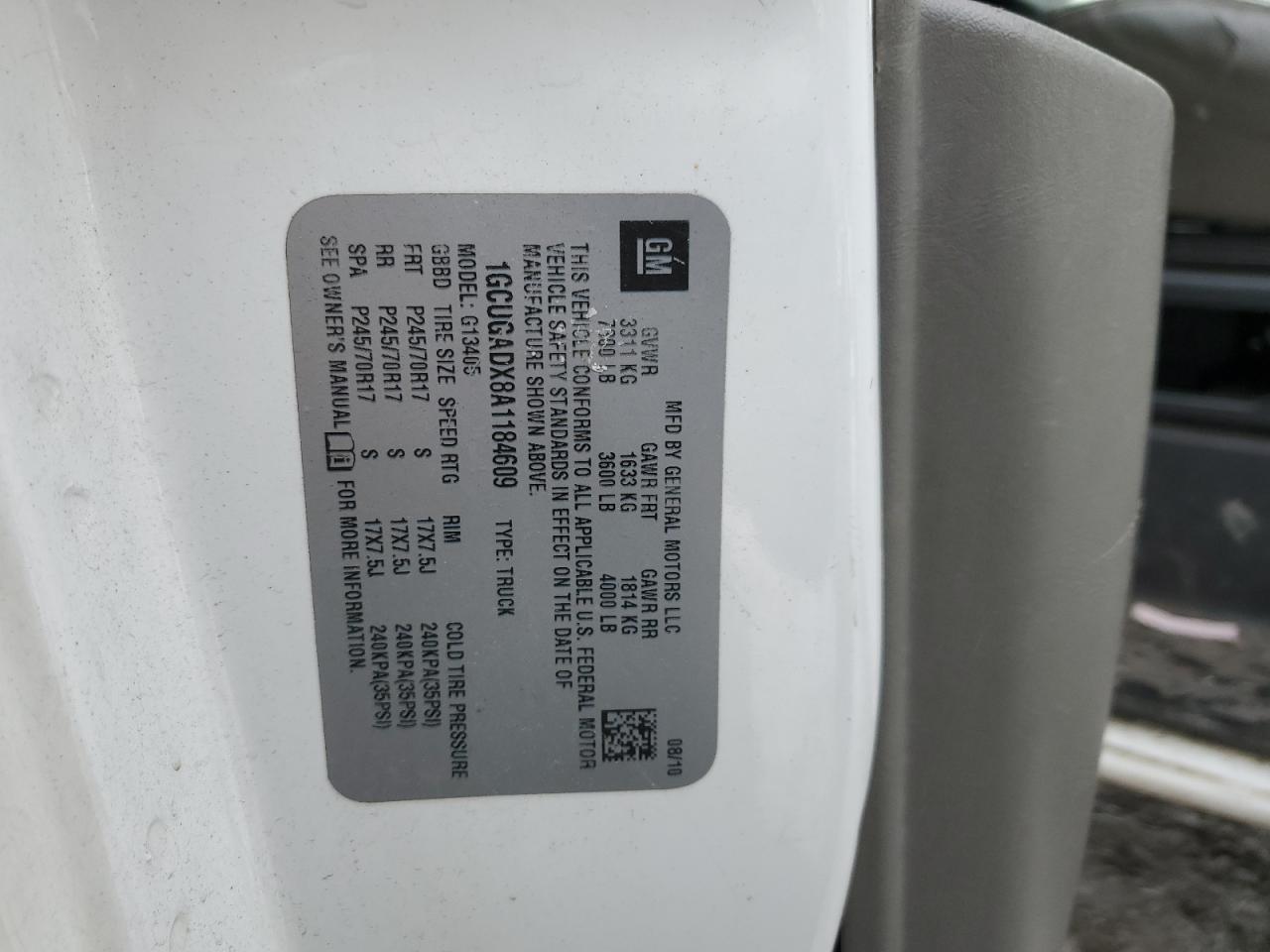 2010 Chevrolet Express - Image 15