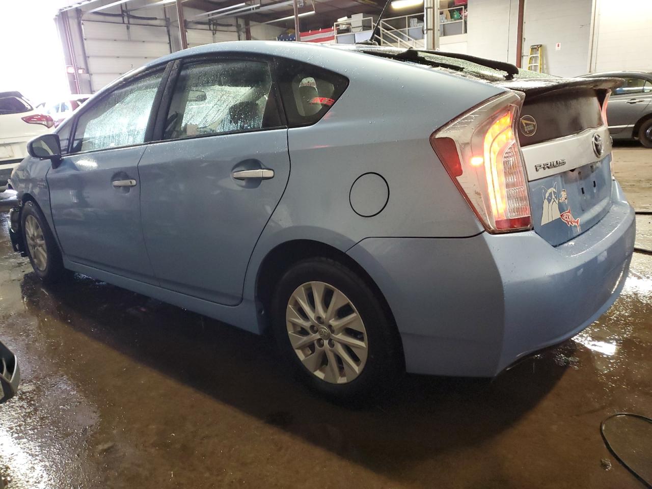 2012 Toyota Prius - Image 2