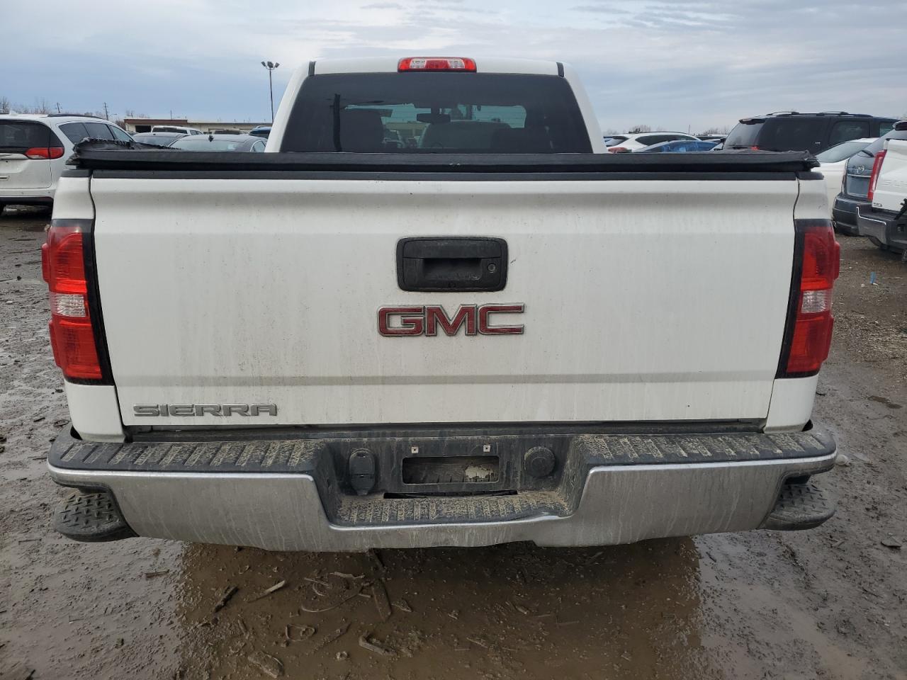 2015 GMC Sierra - Image 6