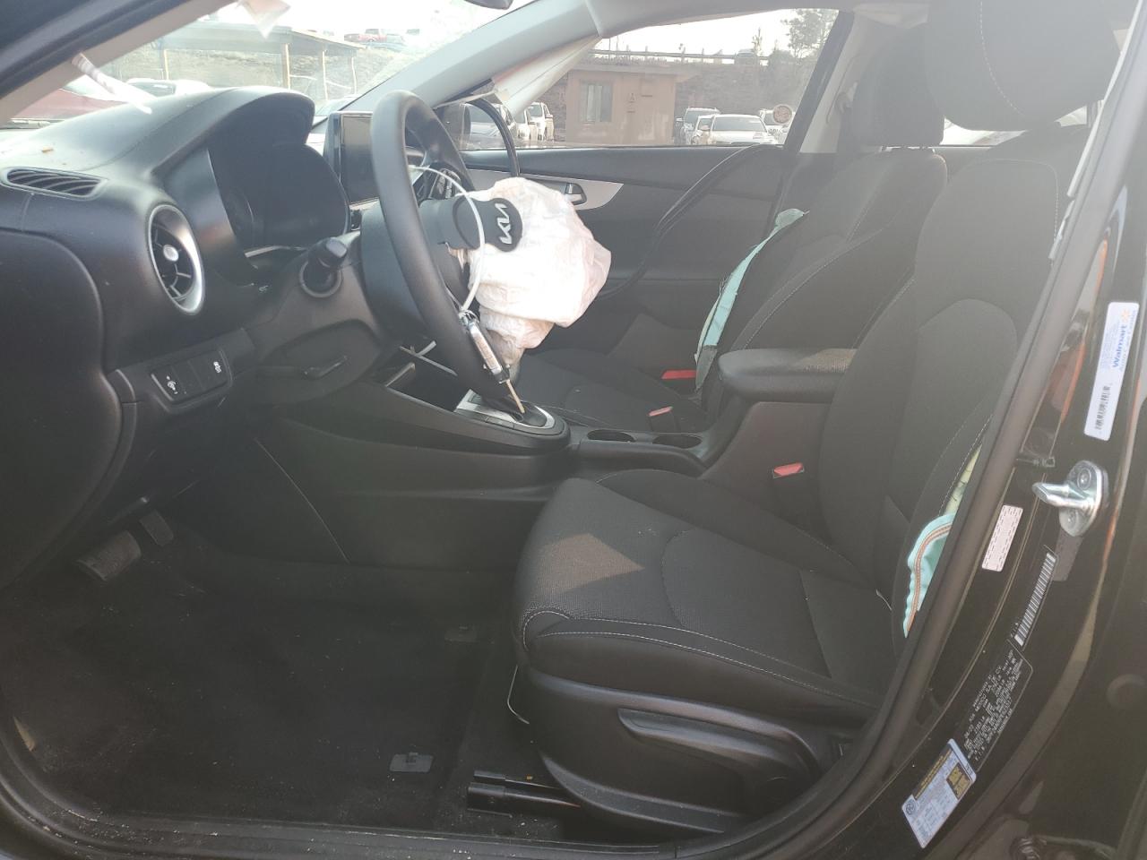 2023 Kia Forte - Image 7