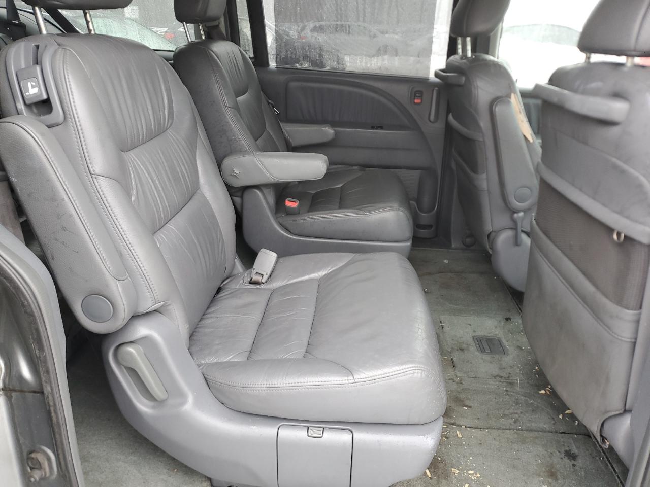 2006 Honda Odyssey - Image 11