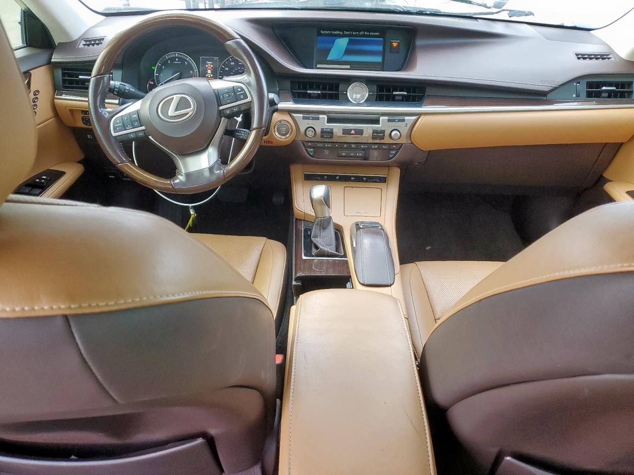 2016 Lexus ES - Image 8