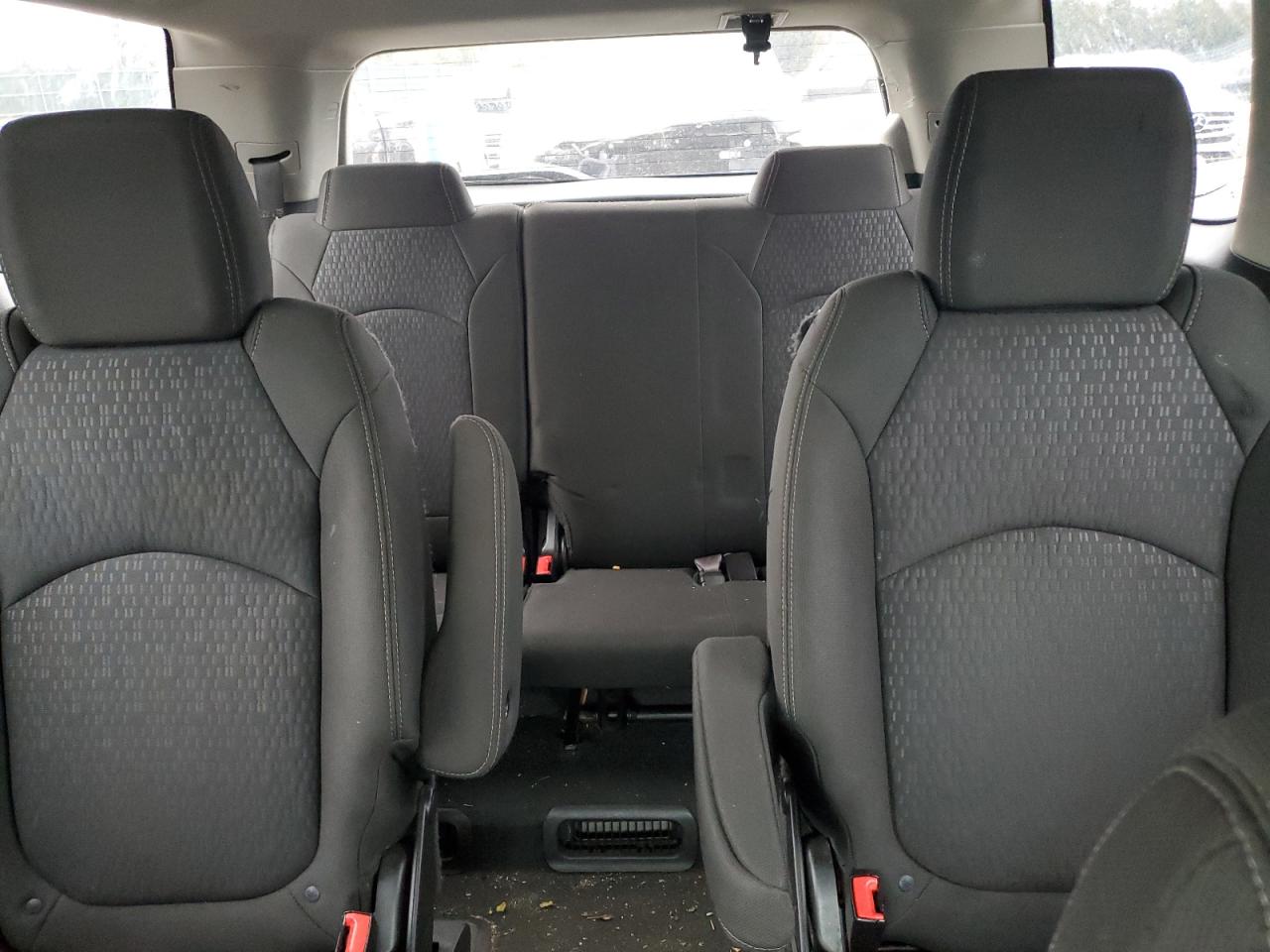 2016 GMC Acadia - Image 10