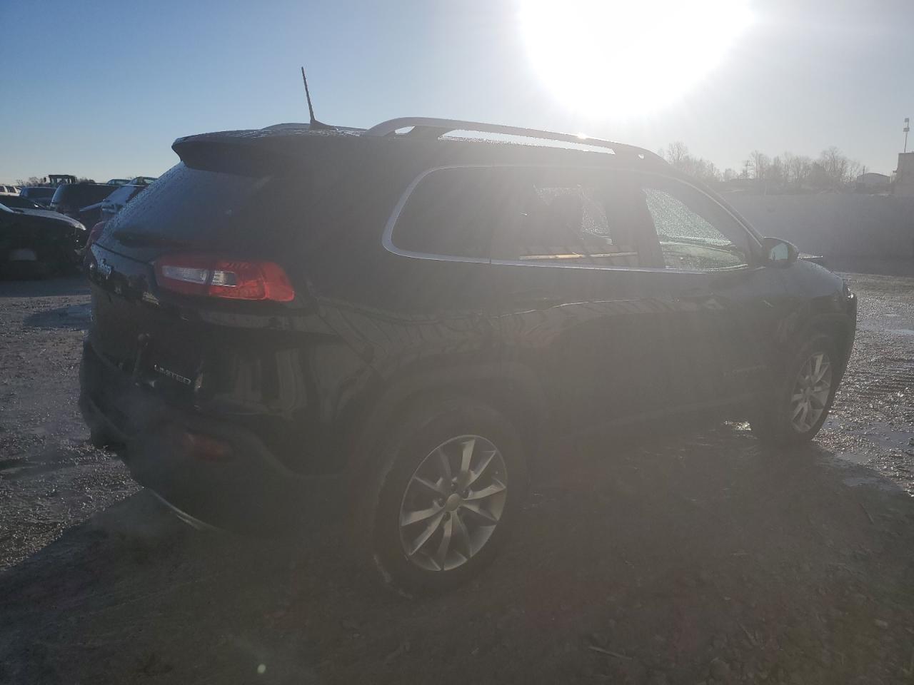 2017 Jeep Grand Cherokee - Image 3