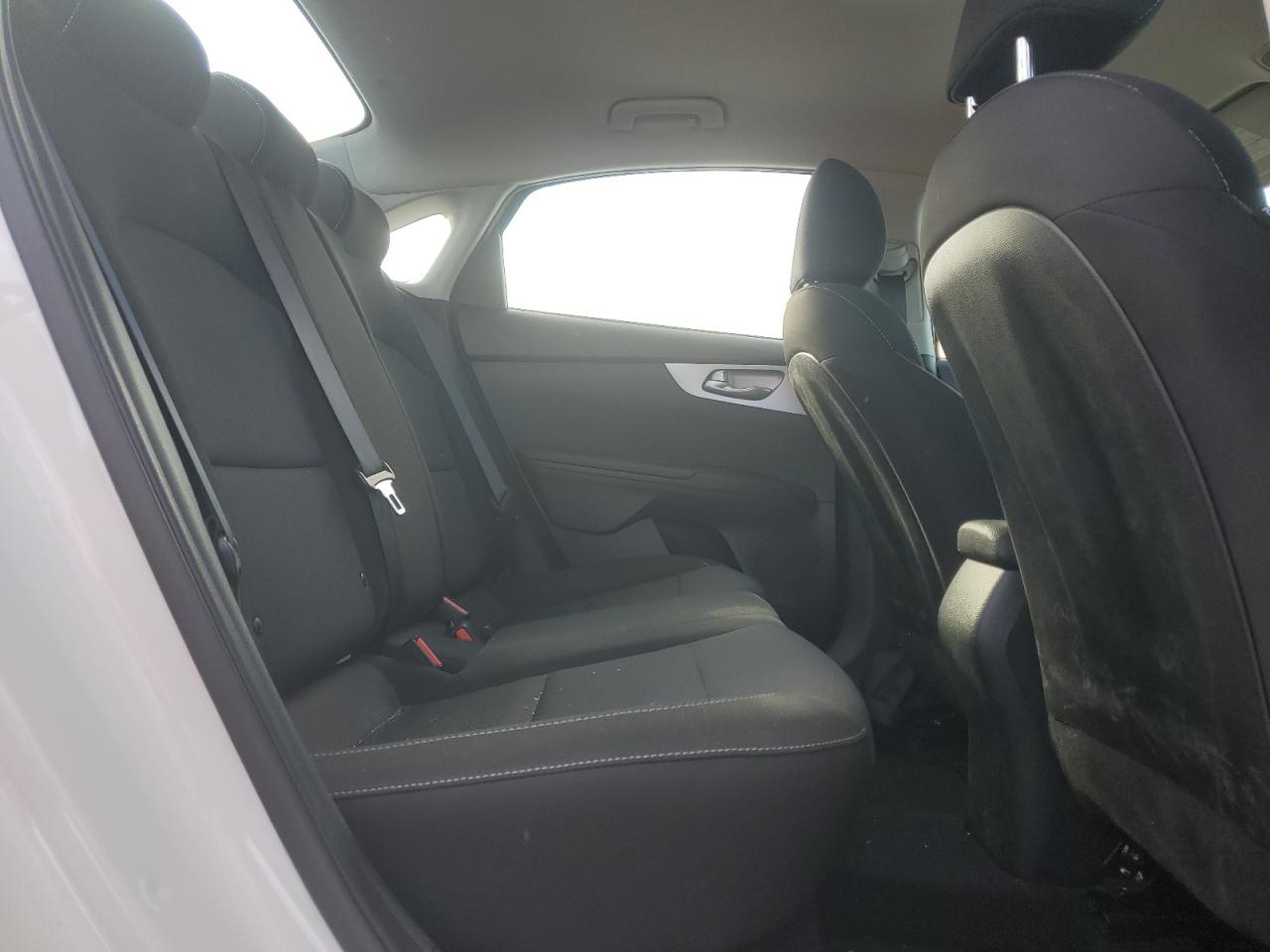 2023 Kia Forte - Image 10