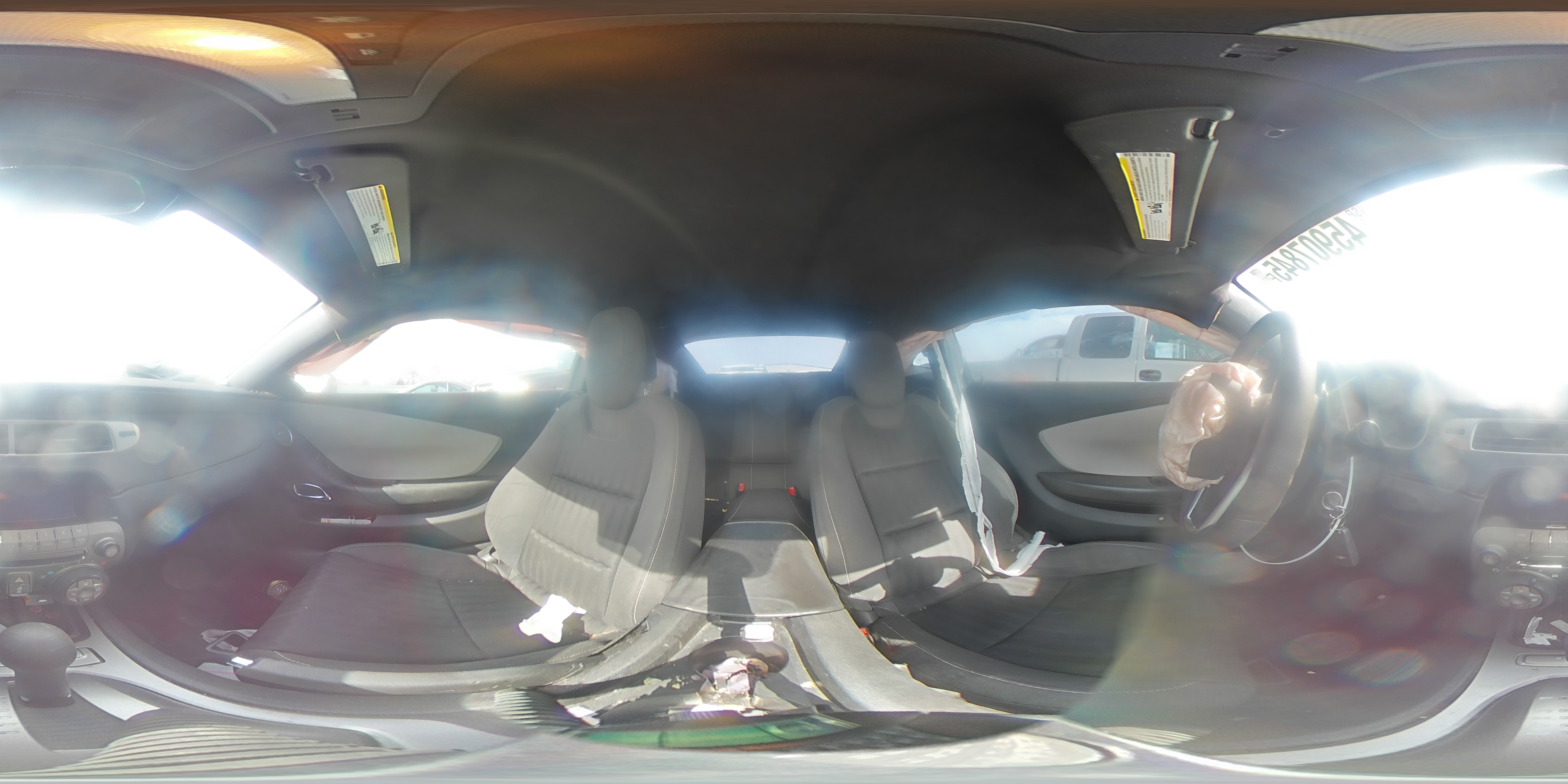 2014 Chevrolet Camaro - Image 13