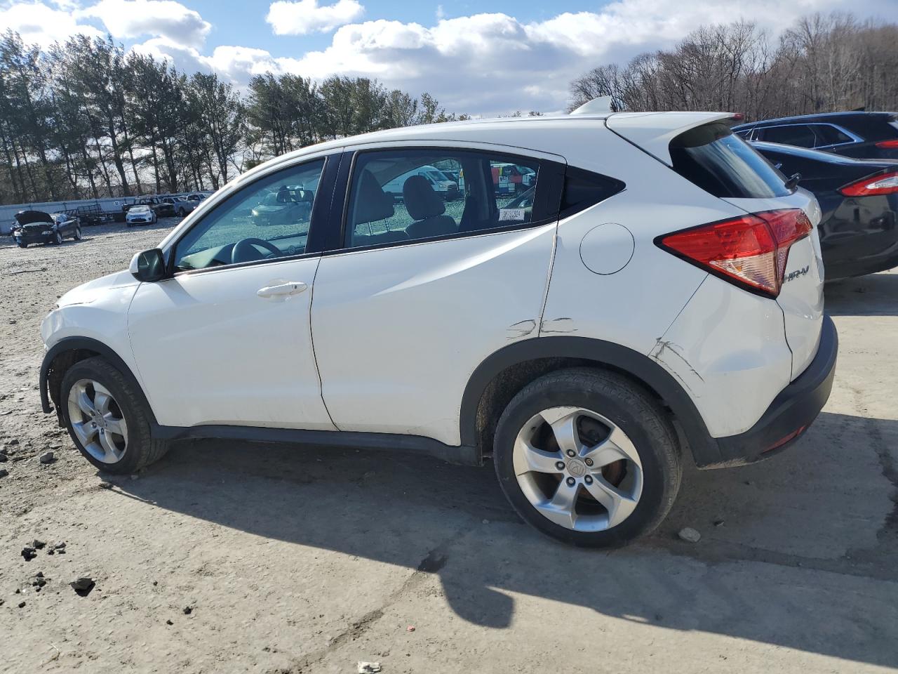 2016 Honda HR-V - Image 2
