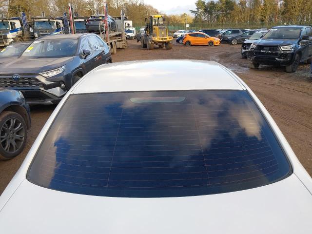 2011 BMW 318D SE