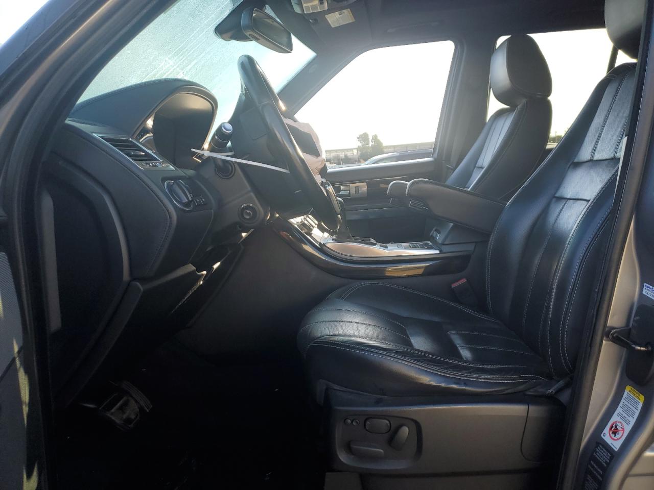 2013 Land Rover Range Rover - Image 7