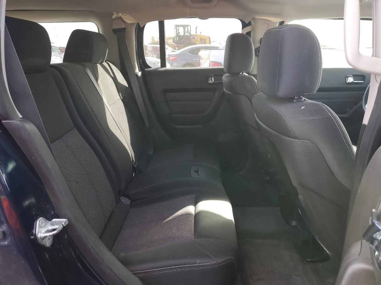 2008 Hummer H3 - Image 11
