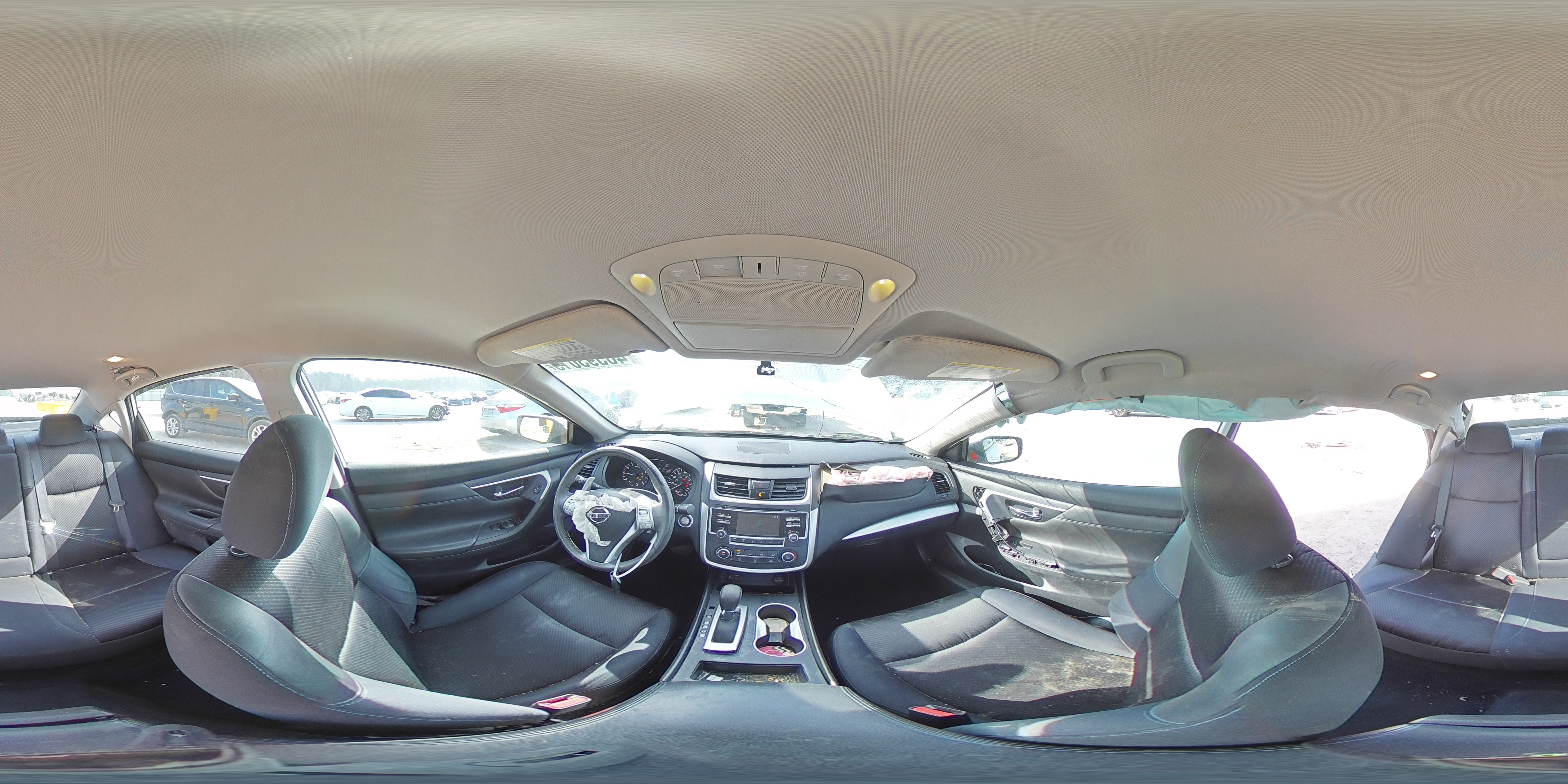 2017 Nissan Altima - Image 13