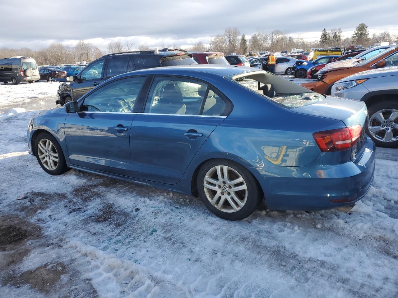 2017 Volkswagen Jetta - Image 2