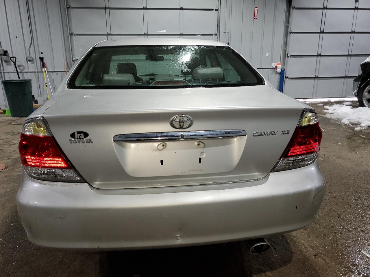 2005 Toyota Camry - Image 6