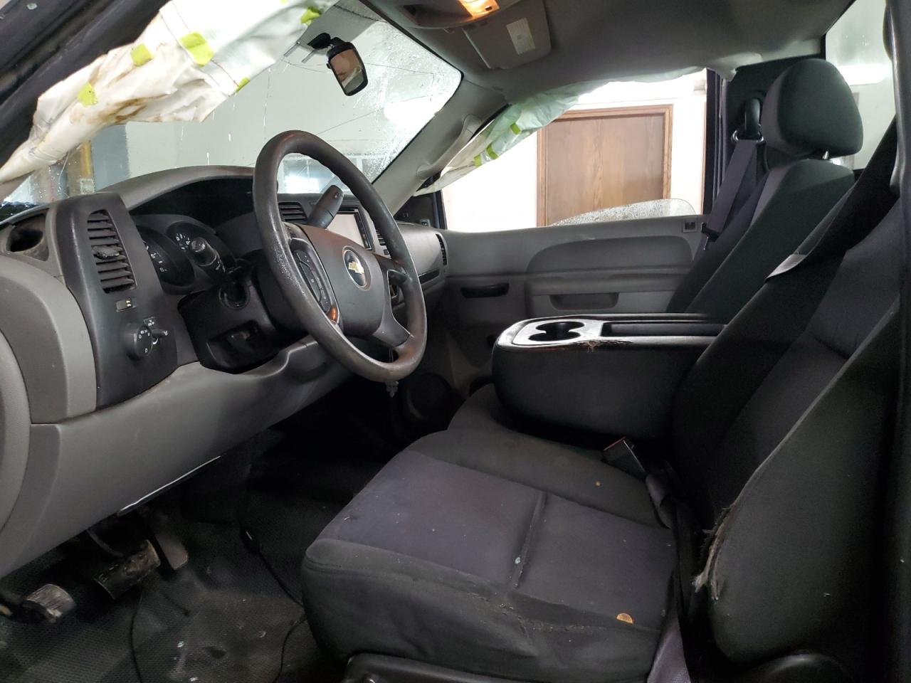 2011 Chevrolet Silverado - Image 7