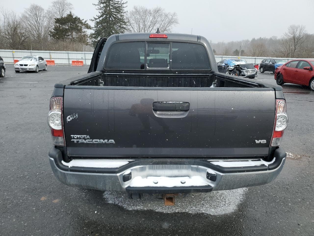 2012 Toyota Tacoma - Image 6