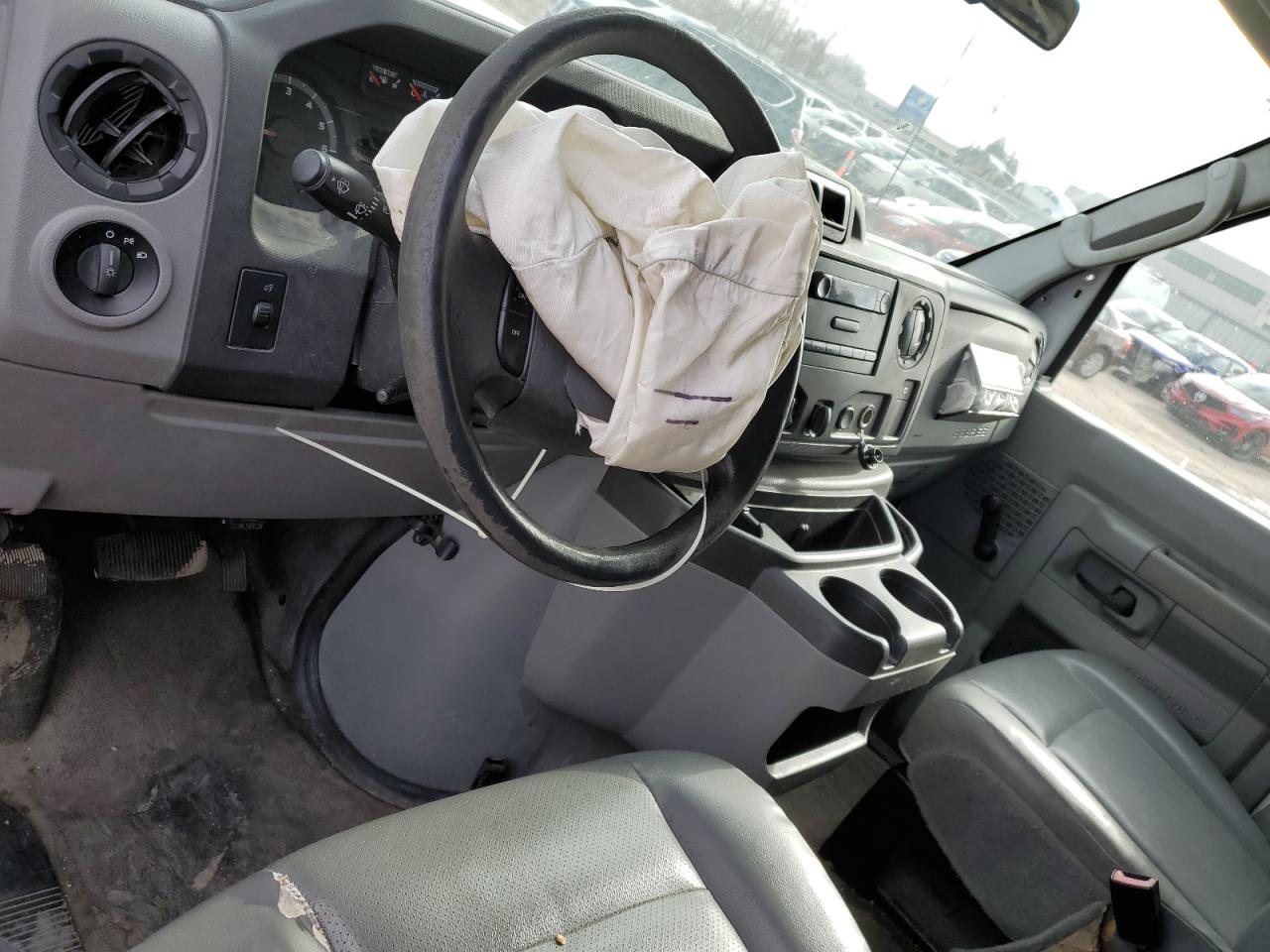 2014 Ford Econoline - Image 8