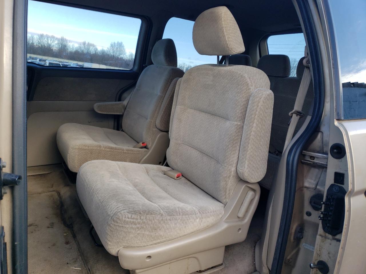 2000 Honda Odyssey - Image 11