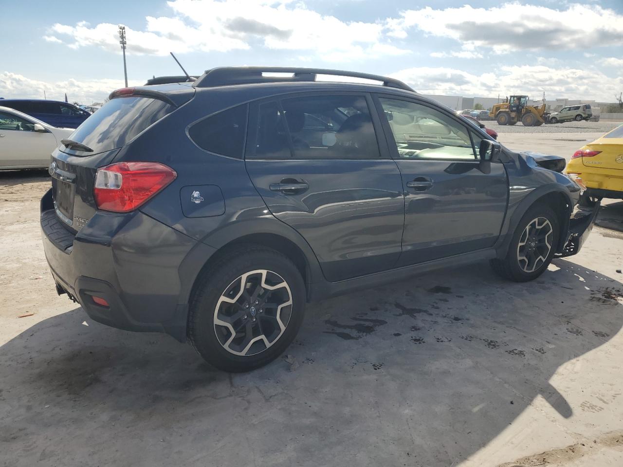 2016 Subaru XV - Image 3