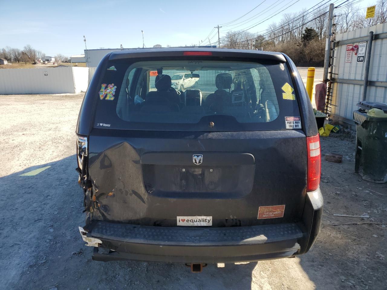 2010 Dodge Caravan - Image 6