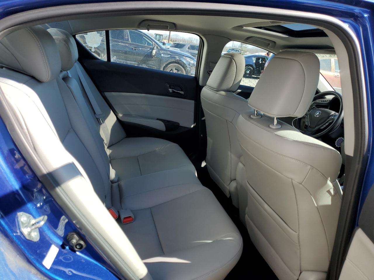 2017 Acura ILX - Image 10