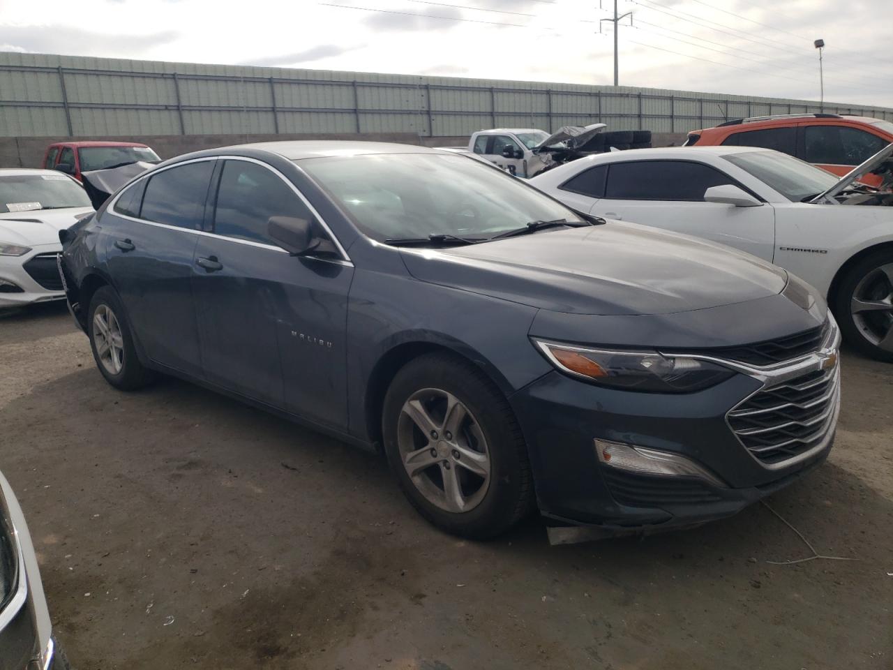 2019 Chevrolet Malibu - Image 4