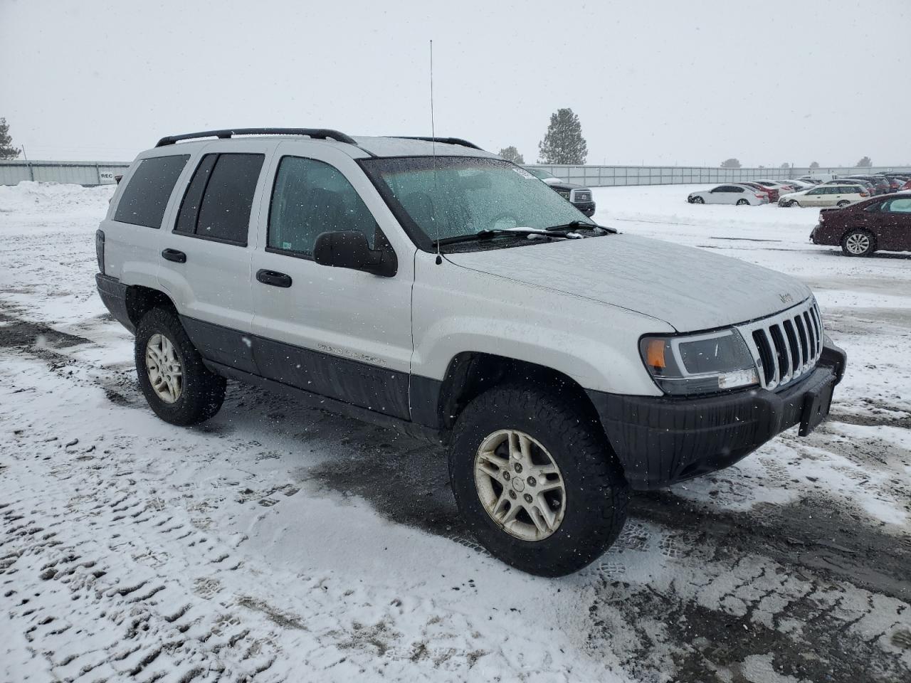 2002 Jeep Grand Cherokee - Image 4
