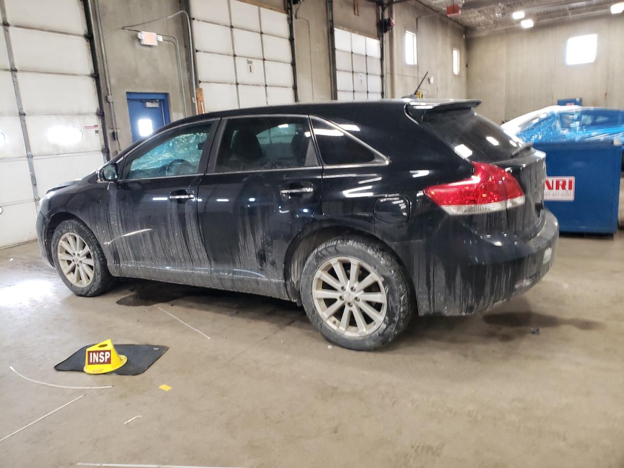 2010 Toyota Venza - Image 2